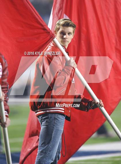 Thumbnail 2 in Farmersville vs. Pottsboro (UIL 3A Division 1 Region 2 Semifinal) photogallery.