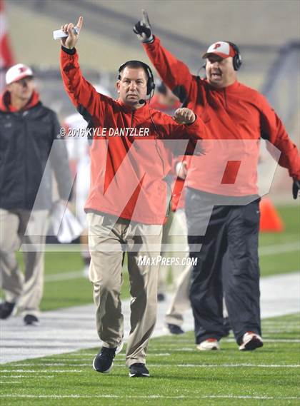 Thumbnail 2 in Farmersville vs. Pottsboro (UIL 3A Division 1 Region 2 Semifinal) photogallery.