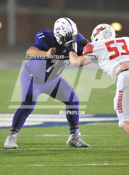 Thumbnail 1 in Farmersville vs. Pottsboro (UIL 3A Division 1 Region 2 Semifinal) photogallery.