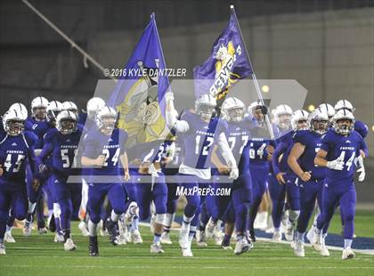 Thumbnail 2 in Farmersville vs. Pottsboro (UIL 3A Division 1 Region 2 Semifinal) photogallery.