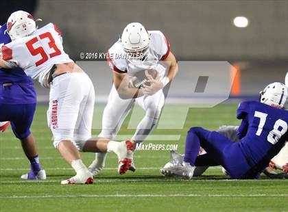 Thumbnail 1 in Farmersville vs. Pottsboro (UIL 3A Division 1 Region 2 Semifinal) photogallery.