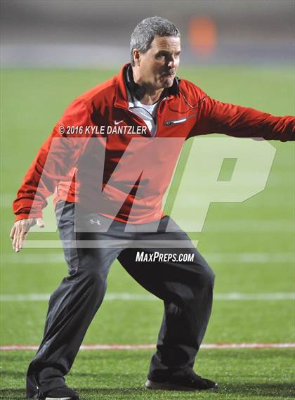 Thumbnail 3 in Farmersville vs. Pottsboro (UIL 3A Division 1 Region 2 Semifinal) photogallery.