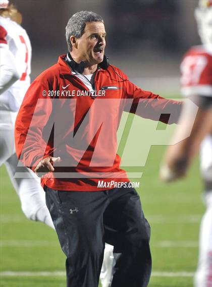 Thumbnail 2 in Farmersville vs. Pottsboro (UIL 3A Division 1 Region 2 Semifinal) photogallery.