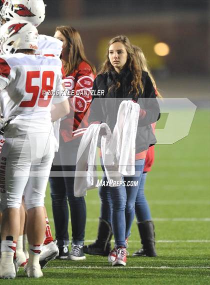 Thumbnail 1 in Farmersville vs. Pottsboro (UIL 3A Division 1 Region 2 Semifinal) photogallery.