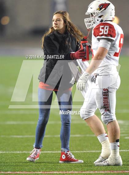 Thumbnail 3 in Farmersville vs. Pottsboro (UIL 3A Division 1 Region 2 Semifinal) photogallery.