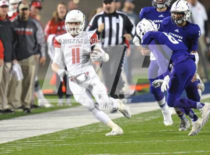 Thumbnail 3 in Farmersville vs. Pottsboro (UIL 3A Division 1 Region 2 Semifinal) photogallery.
