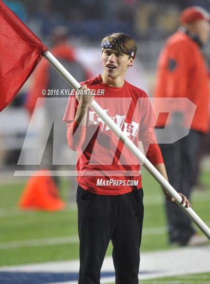 Thumbnail 3 in Farmersville vs. Pottsboro (UIL 3A Division 1 Region 2 Semifinal) photogallery.