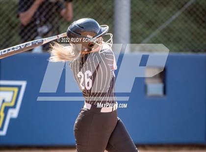 Thumbnail 3 in Foothills Christian vs. Fallbrook (CIF SDS Division 5 Finals) photogallery.
