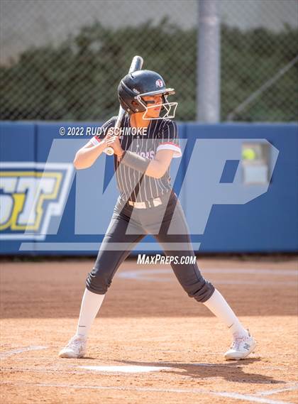 Thumbnail 3 in Foothills Christian vs. Fallbrook (CIF SDS Division 5 Finals) photogallery.