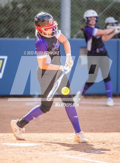 Thumbnail 2 in Foothills Christian vs. Fallbrook (CIF SDS Division 5 Finals) photogallery.