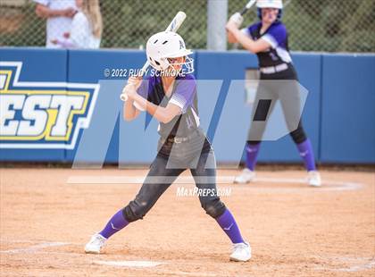 Thumbnail 2 in Foothills Christian vs. Fallbrook (CIF SDS Division 5 Finals) photogallery.