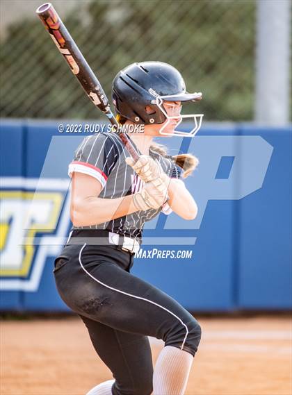 Thumbnail 2 in Foothills Christian vs. Fallbrook (CIF SDS Division 5 Finals) photogallery.