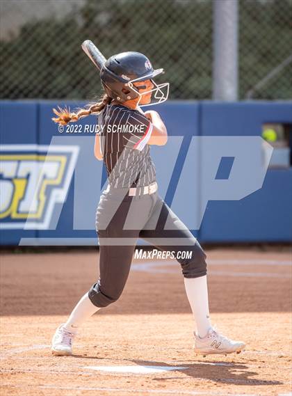 Thumbnail 1 in Foothills Christian vs. Fallbrook (CIF SDS Division 5 Finals) photogallery.