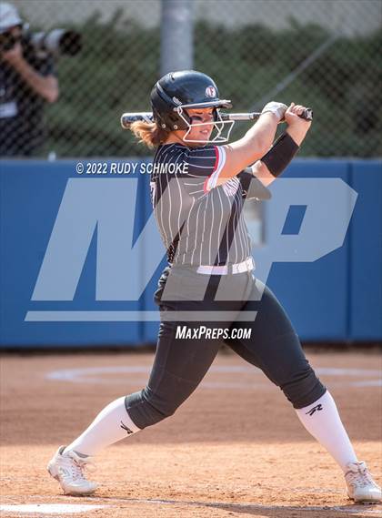 Thumbnail 1 in Foothills Christian vs. Fallbrook (CIF SDS Division 5 Finals) photogallery.