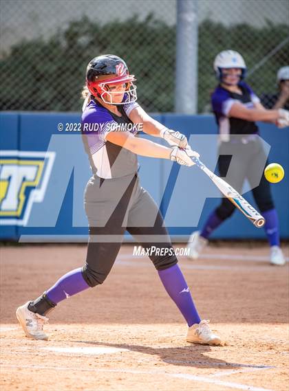 Thumbnail 2 in Foothills Christian vs. Fallbrook (CIF SDS Division 5 Finals) photogallery.