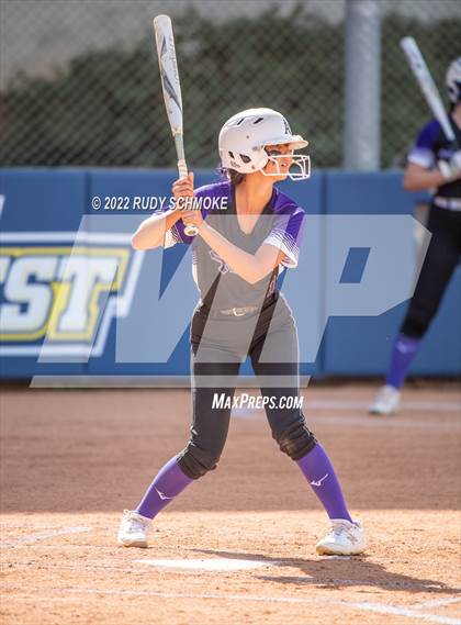 Thumbnail 2 in Foothills Christian vs. Fallbrook (CIF SDS Division 5 Finals) photogallery.