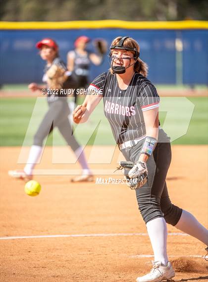 Thumbnail 1 in Foothills Christian vs. Fallbrook (CIF SDS Division 5 Finals) photogallery.
