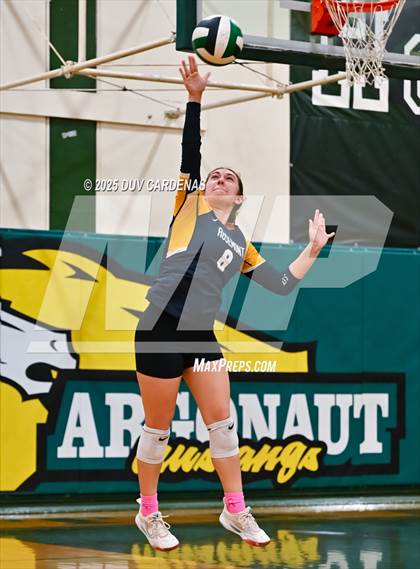 Thumbnail 3 in Rosemont @ Argonaut photogallery.