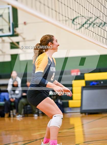 Thumbnail 1 in Rosemont @ Argonaut photogallery.