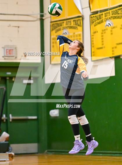 Thumbnail 2 in Rosemont @ Argonaut photogallery.