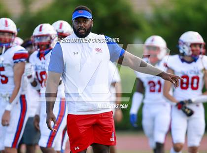 Thumbnail 1 in DeMatha @ Cardinal Gibbons photogallery.