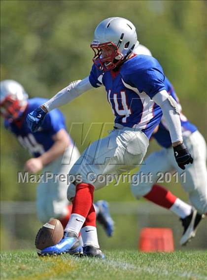 Thumbnail 1 in Weaver @ Tolland photogallery.