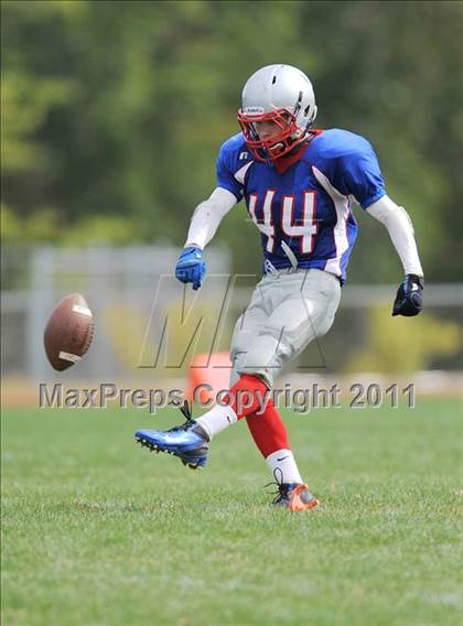Thumbnail 3 in Weaver @ Tolland photogallery.