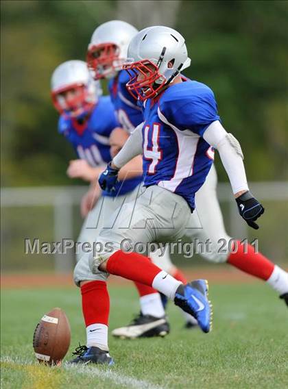 Thumbnail 3 in Weaver @ Tolland photogallery.