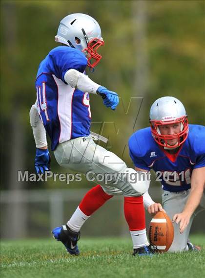 Thumbnail 3 in Weaver @ Tolland photogallery.
