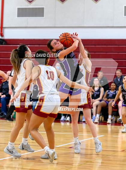 Thumbnail 3 in Chantilly @ Oakton (VHSL Class 6 Region D Region Semifinal) photogallery.