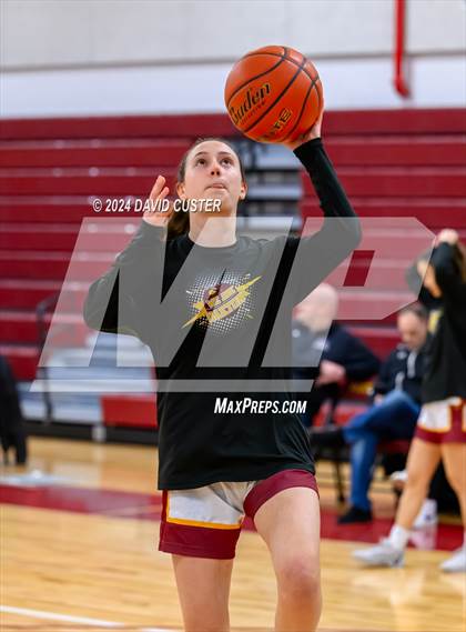 Thumbnail 3 in Chantilly @ Oakton (VHSL Class 6 Region D Region Semifinal) photogallery.