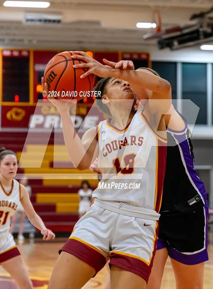 Thumbnail 2 in Chantilly @ Oakton (VHSL Class 6 Region D Region Semifinal) photogallery.
