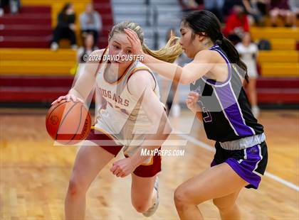 Thumbnail 3 in Chantilly @ Oakton (VHSL Class 6 Region D Region Semifinal) photogallery.