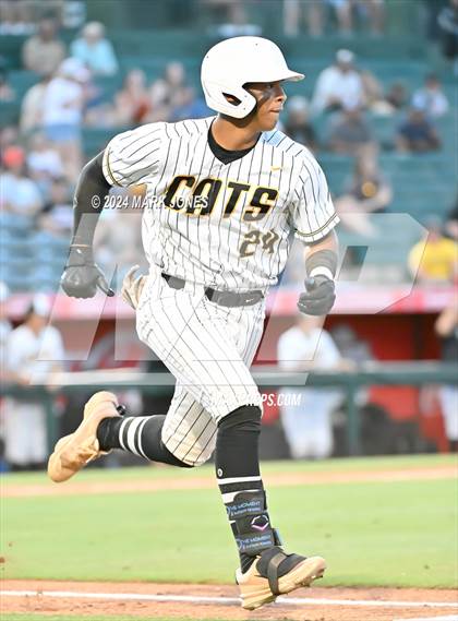 Thumbnail 2 in Saguaro vs. Canyon del Oro (AIA 4A Final) photogallery.