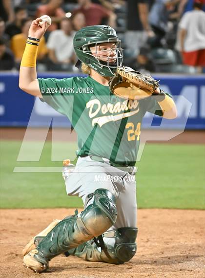 Thumbnail 2 in Saguaro vs. Canyon del Oro (AIA 4A Final) photogallery.