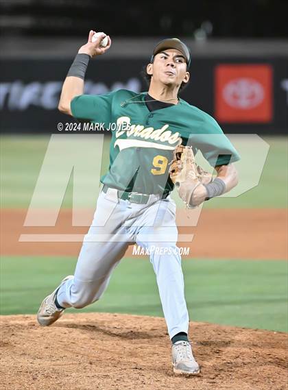 Thumbnail 3 in Saguaro vs. Canyon del Oro (AIA 4A Final) photogallery.