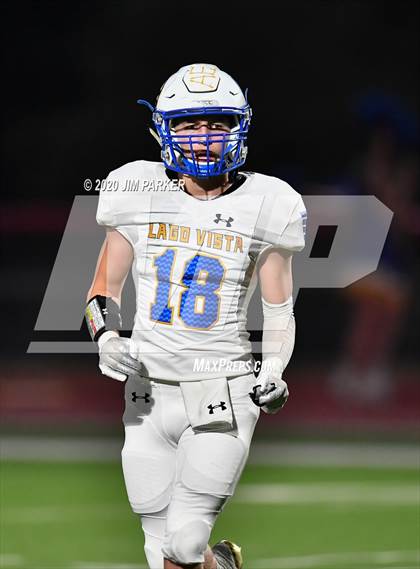Thumbnail 2 in Randolph vs. Lago Vista (UIL 3A D1 Bi-District Playoff) photogallery.