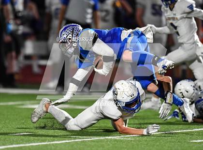 Thumbnail 2 in Randolph vs. Lago Vista (UIL 3A D1 Bi-District Playoff) photogallery.