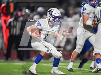 Thumbnail 2 in Randolph vs. Lago Vista (UIL 3A D1 Bi-District Playoff) photogallery.