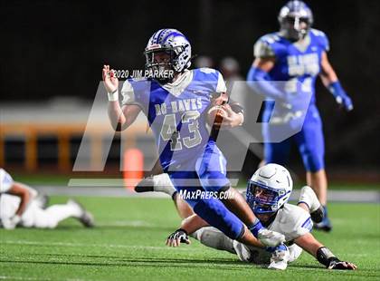 Thumbnail 1 in Randolph vs. Lago Vista (UIL 3A D1 Bi-District Playoff) photogallery.