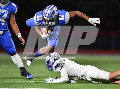 Thumbnail 1 in Randolph vs. Lago Vista (UIL 3A D1 Bi-District Playoff) photogallery.