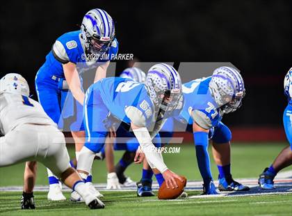 Thumbnail 2 in Randolph vs. Lago Vista (UIL 3A D1 Bi-District Playoff) photogallery.