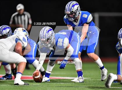 Thumbnail 2 in Randolph vs. Lago Vista (UIL 3A D1 Bi-District Playoff) photogallery.