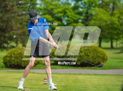 Thumbnail 3 in Waterville/Madison Central @ New York Mills photogallery.