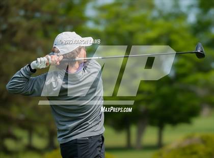Thumbnail 3 in Waterville/Madison Central @ New York Mills photogallery.
