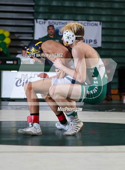 Thumbnail 1 in CIF Tournament Division 4 Duals Team photogallery.