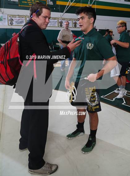 Thumbnail 1 in CIF Tournament Division 4 Duals Team photogallery.