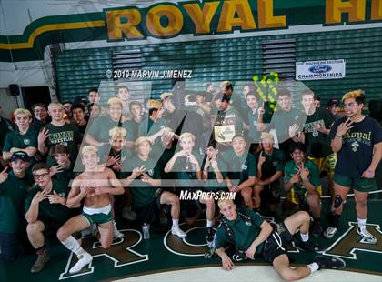 Thumbnail 1 in CIF Tournament Division 4 Duals Team photogallery.