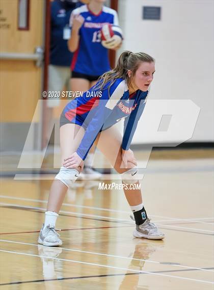 Thumbnail 2 in Mountain View @ Perry (AIA 6A Semifinal) photogallery.