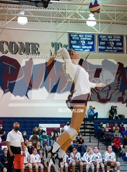 Thumbnail 1 in Mountain View @ Perry (AIA 6A Semifinal) photogallery.